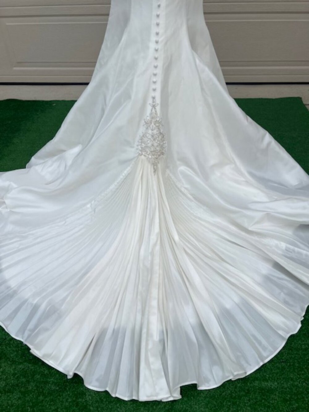 NWT Exclusive Bridal Ivory Taffeta Strapless Gown – Size 8 - Picture 13 of 16